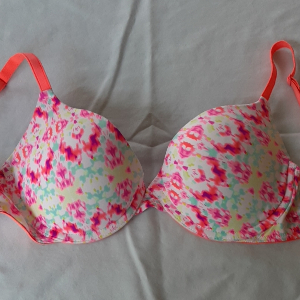 Victoria secret bra
